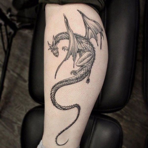 Tattoo ở chân cho nữ rồng phương tây
