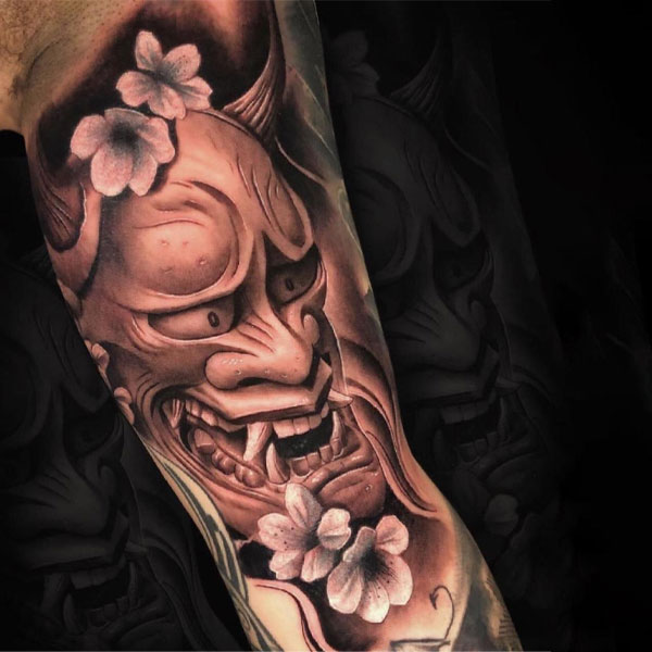 Tattoo quỷ dạ xoa kín bắp tay