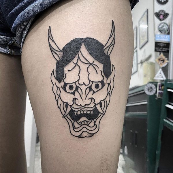 Tattoo quỷ dạ xoa ở đùi