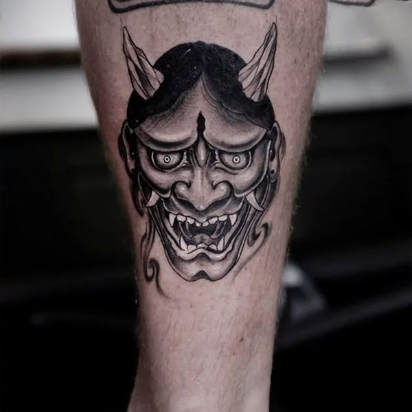 Tattoo quỷ dạ xoa ở đùi đẹp