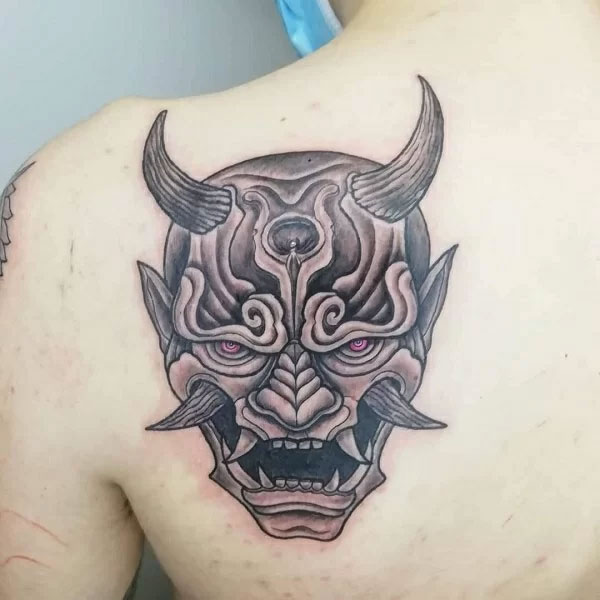 Tattoo quỷ dạ xoa ở lưng