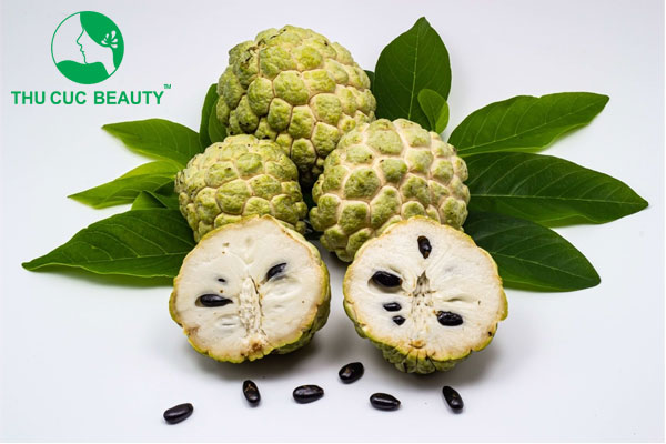 Nâng ngực có được ăn na không?