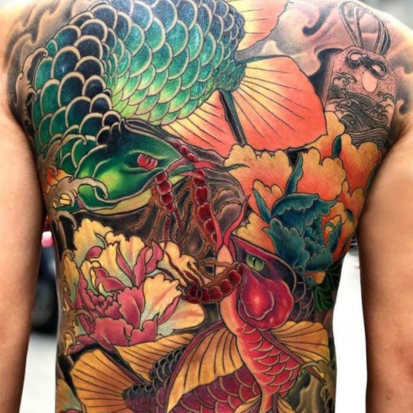 Tattoo cá Long ở lưng