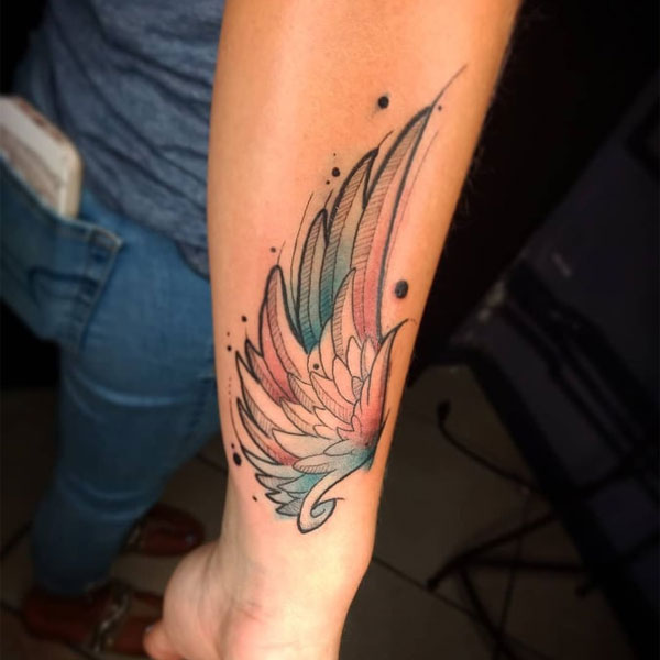 Tattoo cánh thiên thần cổ tay đẹp