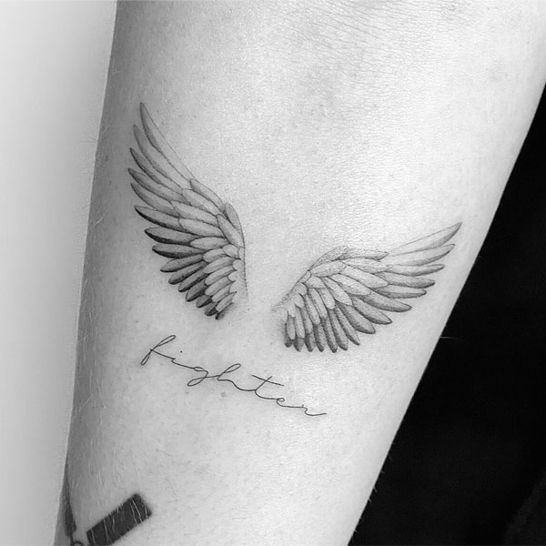 Tattoo cánh thiên thần mini đẹp ở tay