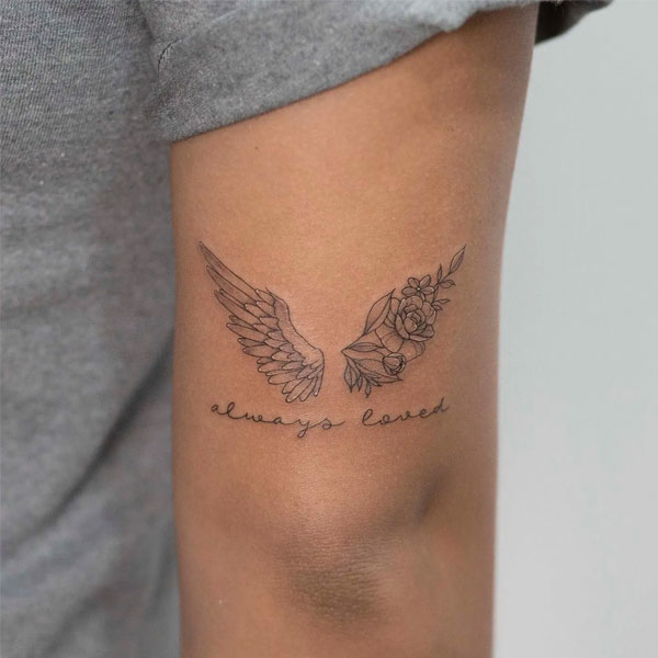 Tattoo cánh thiên thần mini ở bắp tay