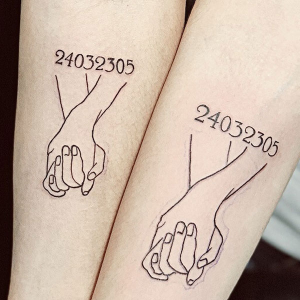 Tattoo cặp mini với bạn thân
