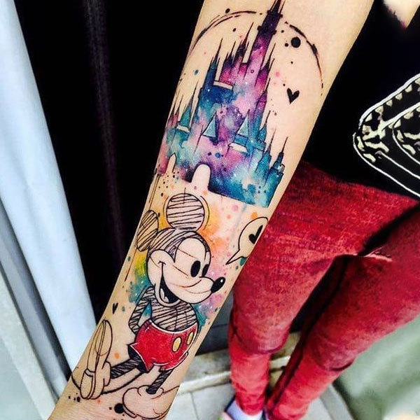 Tattoo chuột mickey ở tay