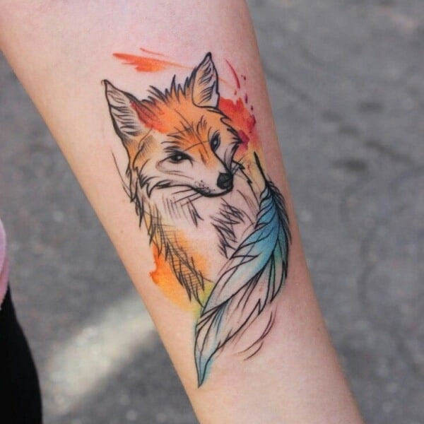 Tattoo con cáo với lông vũ