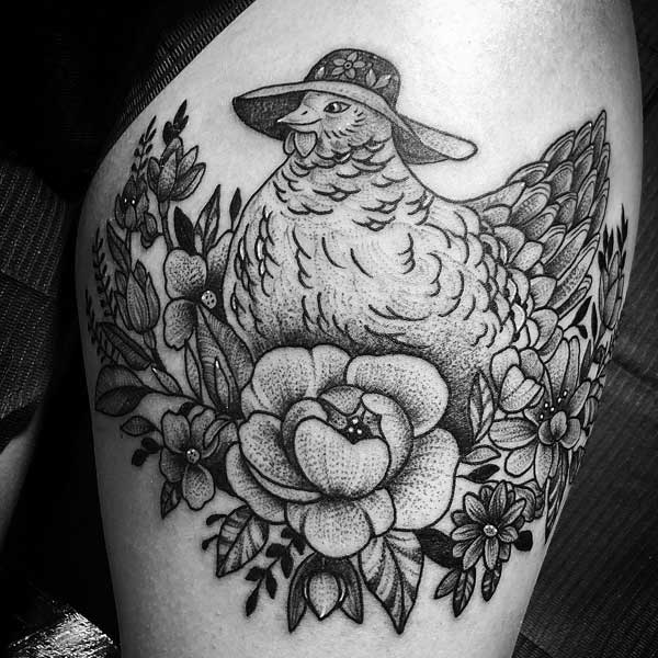 Tattoo con gà và hoa
