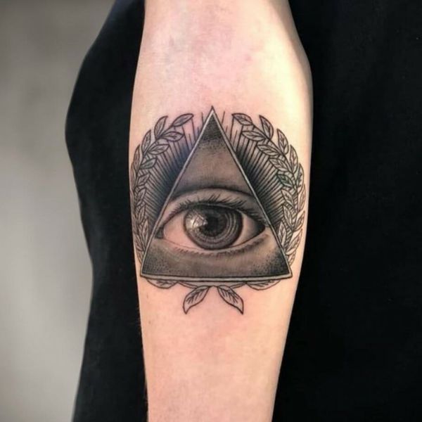 Lucky tattoo   Ý NGHĨA HÌNH XĂM CON MẮT  Những biểu tượng về đôi mắt  thường để thực hiện chức năng chỉ lối giúp ta nhìn nhận tất cả mọi