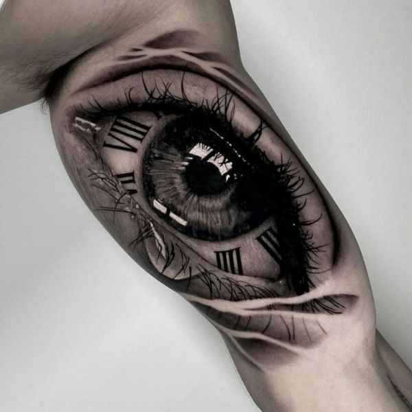 Tattoo con mắt quỷ