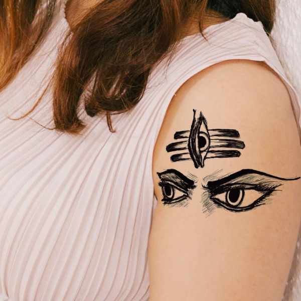 Tattoo con mắt thần horus