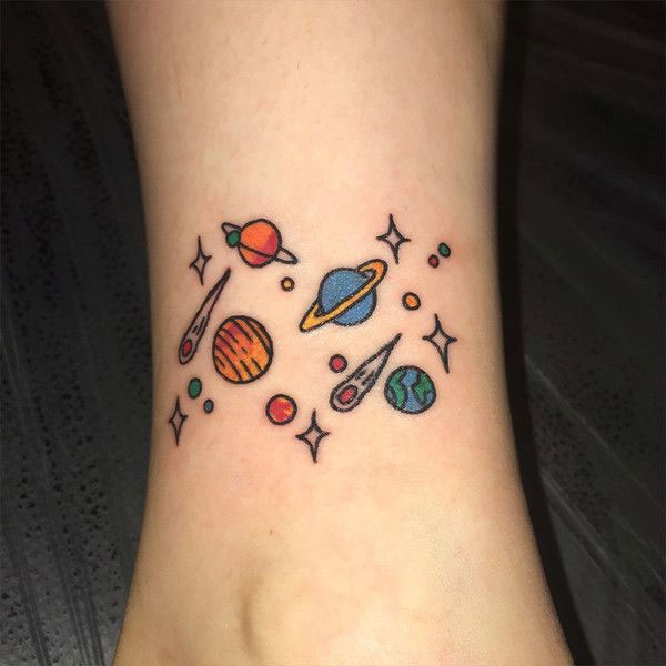 Tattoo hoạt hình vũ trụ