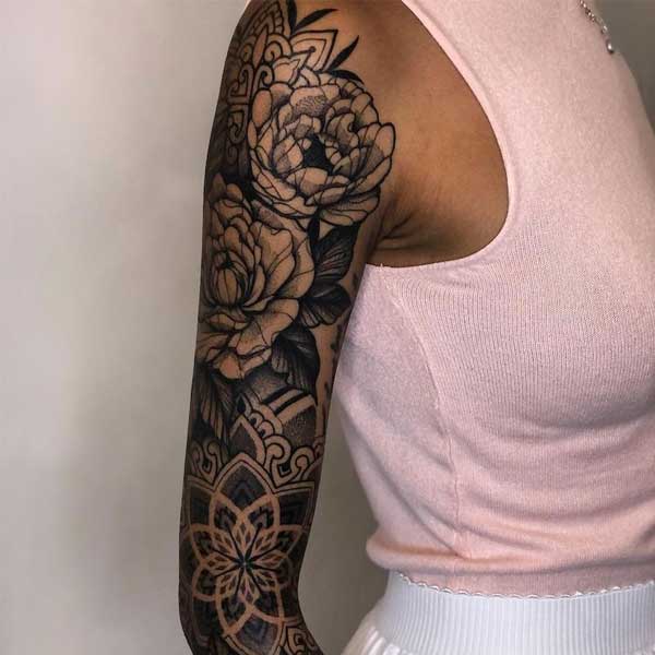 Tattoo mandala bit tay
