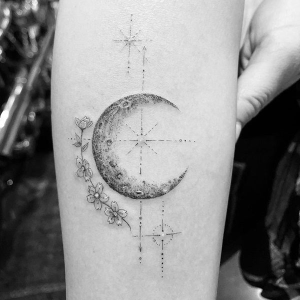 Tattoo mặt trăng siêu đẹp