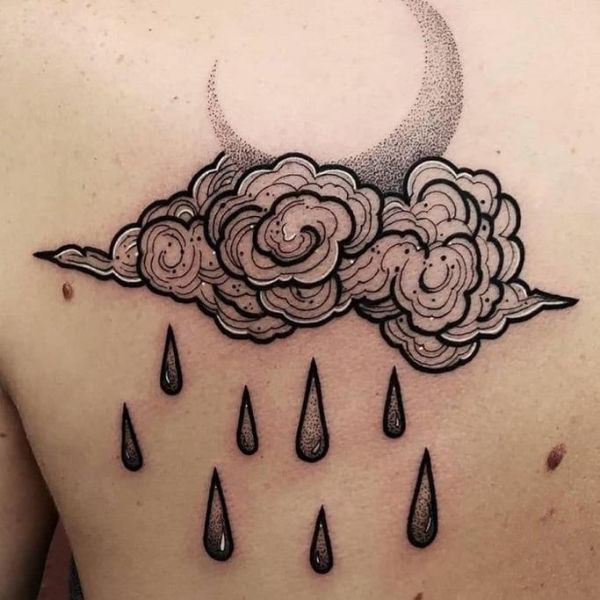 Tattoo mây có mưa