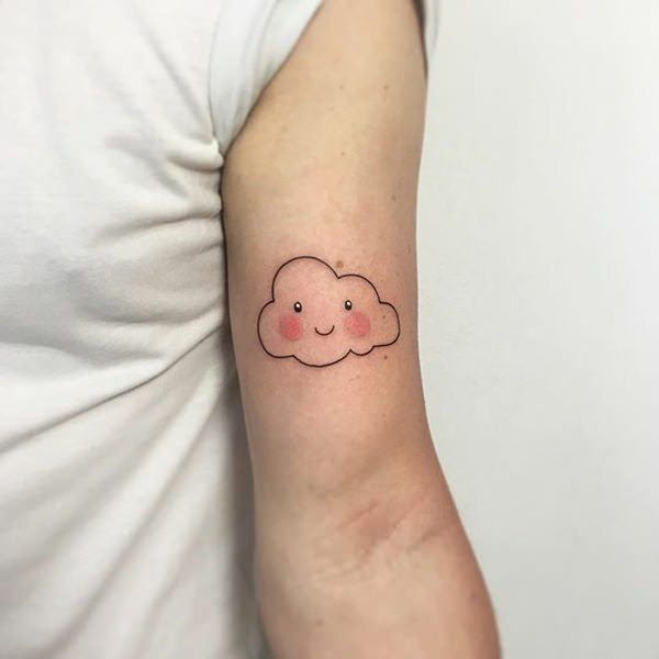 Tattoo mây đẹp ở bắp tay
