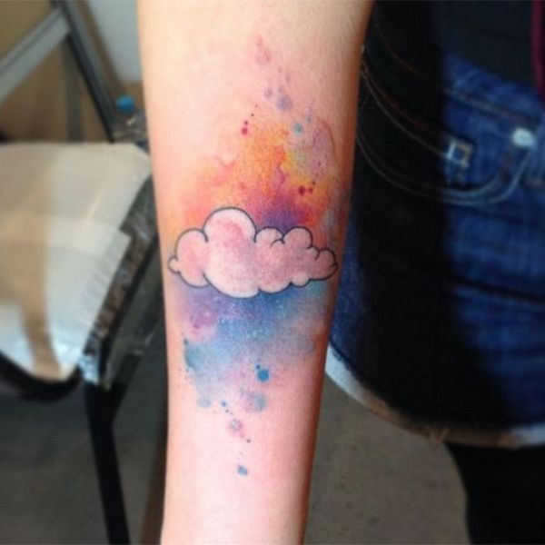 Tattoo mây màu