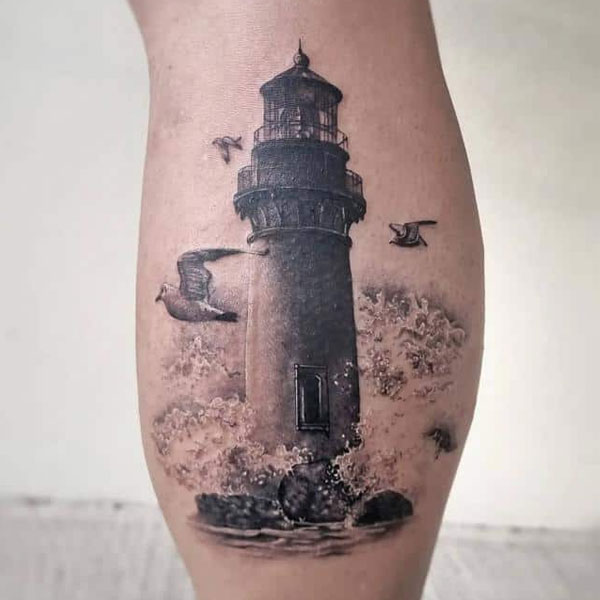 Tattoo ngọn hải đăng bắp chân siêu đẹp