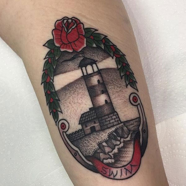 Tattoo ngọn hải đăng ý nghĩa