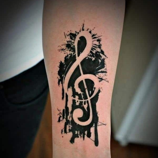 Tattoo nốt nhạc cánh tay