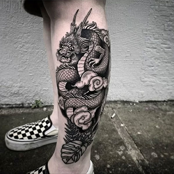 Tattoo phong thủy ở chân