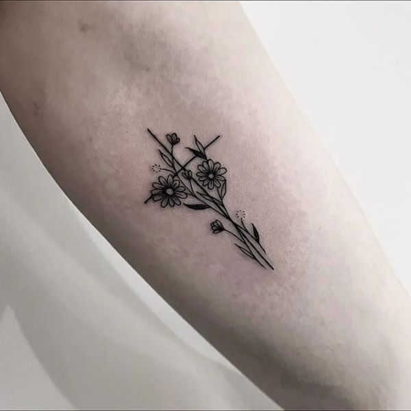 Tattoo thánh giá đẹp cho nữ