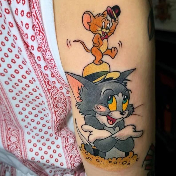 Tattoo tom and jerry nghịch ngợm