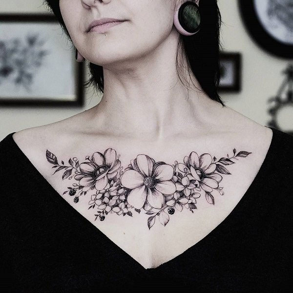 Tattoo trước ngực nữ đẹp
