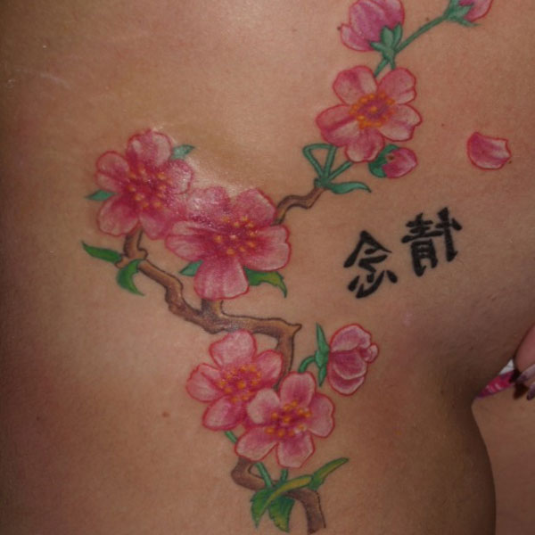 Tattoo vùng kín dễ dàng thương