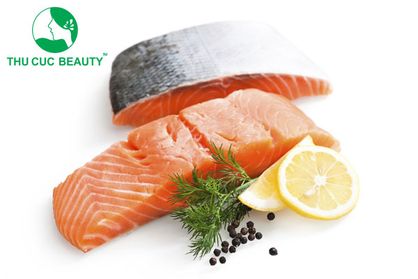 Xăm môi có được ăn cá không?