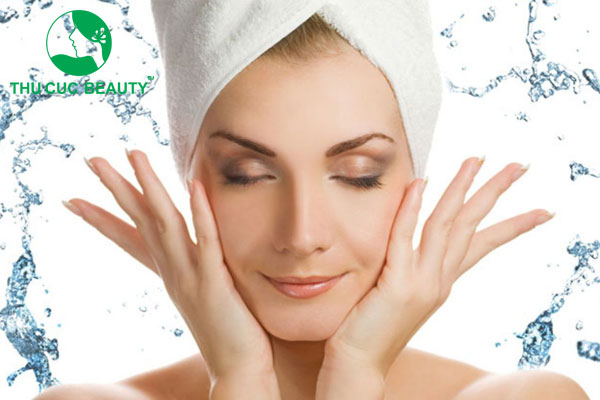 Xăm môi xong có được rửa mặt không?