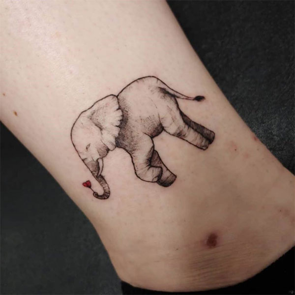 Tattoo con voi cổ chân đẹp