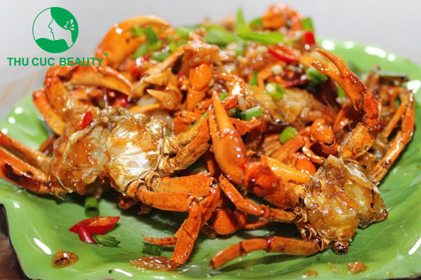 Xăm môi có ăn được cua đồng không?