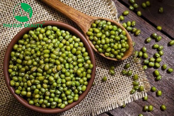 Xăm môi có được ăn đậu xanh không?