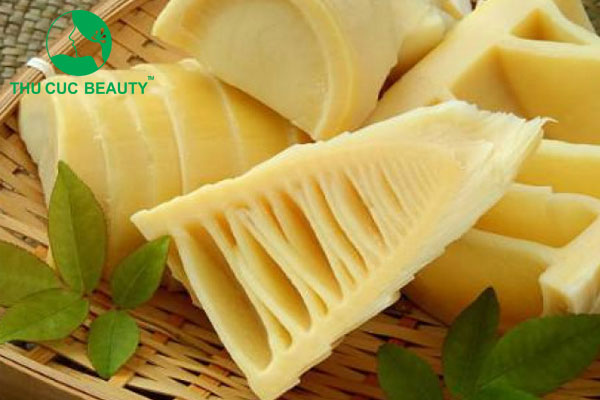 Xăm môi có được ăn măng không?