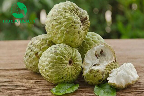 Xăm môi có được ăn quả na không?