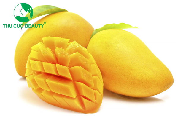 Xăm môi có được ăn xoài không?