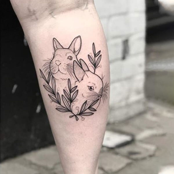 Tattoo 2 con thỏ bắp chân