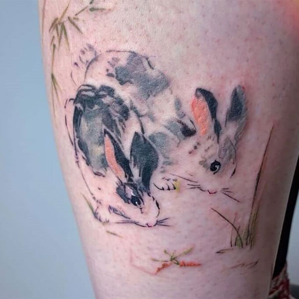 Tattoo 2 con thỏ họa tiết