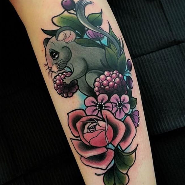 Tattoo con chuột màu sắc đẹp