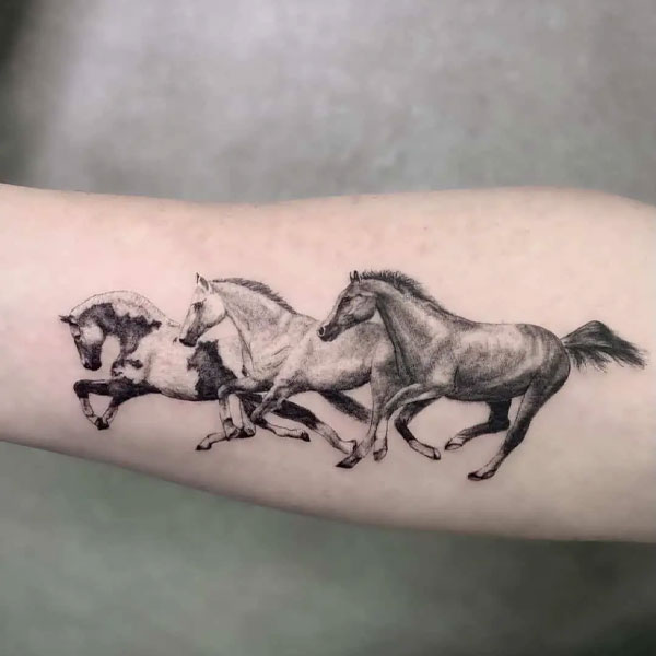Hình xăm Con Ngựa biểu tượng sự  Đỗ Nhân Tattoo Studio  Facebook