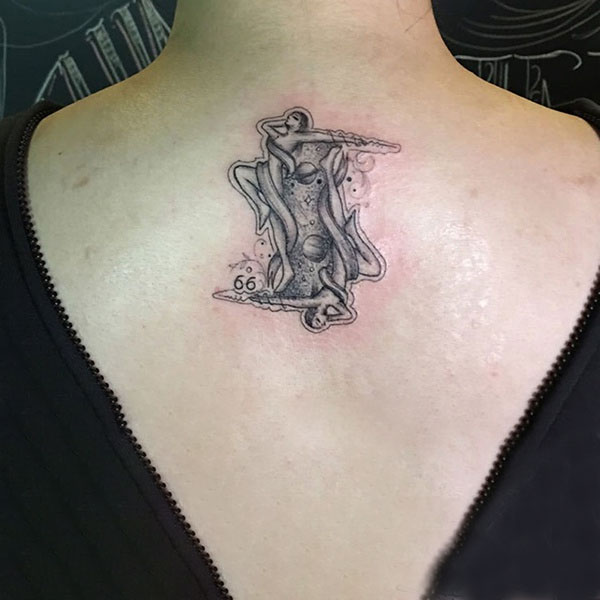 Tattoo cung song tử nữ