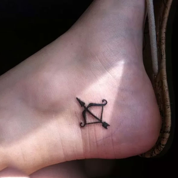 Tattoo cung nhân mã bàn chân
