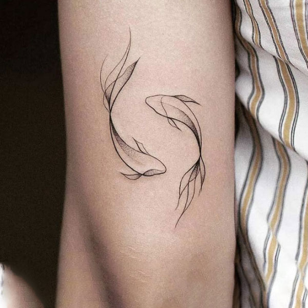 Tattoo cung song ngư cho nữ