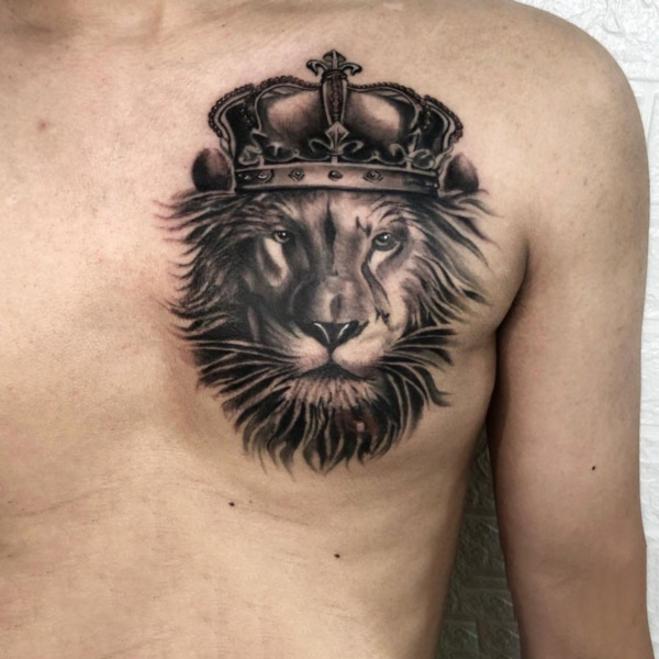 Tattoo cung sư tử ở ngực