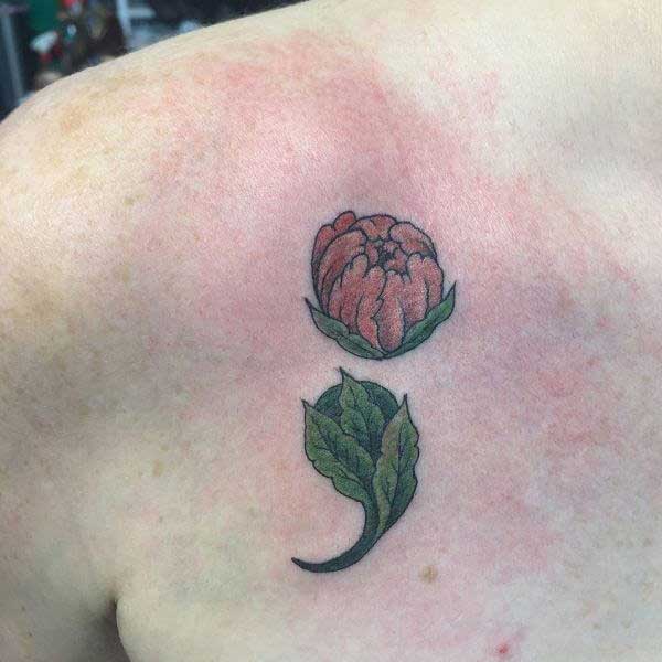 Tattoo dấu chấm phẩy hoa siêu đẹp