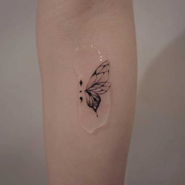 Tattoo dấu chấm phẩy mini đẹp