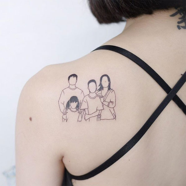 Tattoo gia đình 4 người cho nữ